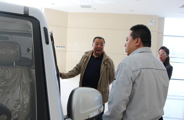 省企联企协常务副会长,理事长姜国钧走访调研一汽吉林汽车有限公司